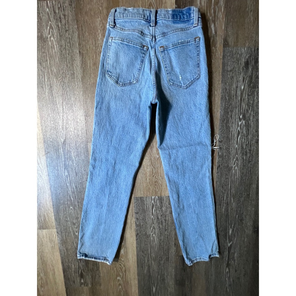 Abercrombie & Fitch 90s Straight Ultra High Rise Jeans Womens 26 2R Blue Rip - Picture 7 of 8